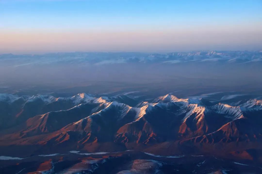 甘肃,热烈欢迎各位来宾与朋友们