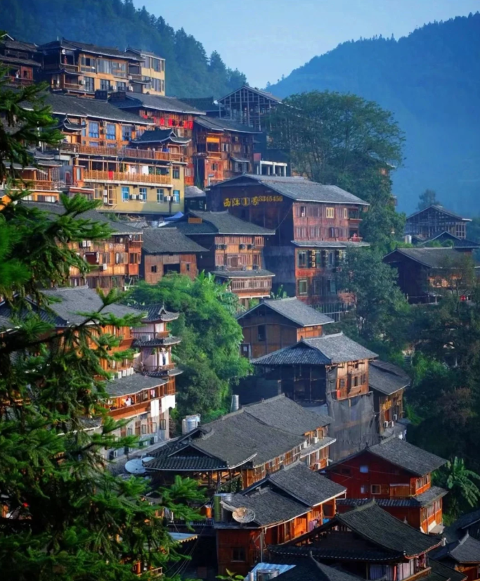 贵州盛会，致敬领导、教师与同窗的荣耀时刻